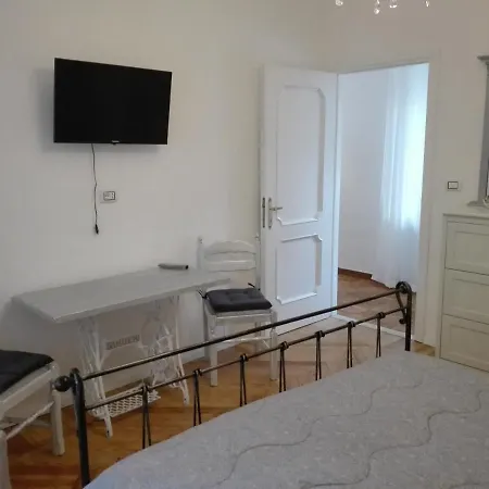 Appartement Il Sole Villino Centro Storico, Giardino, Free Parking, Free Wi-fi Venaria Reale