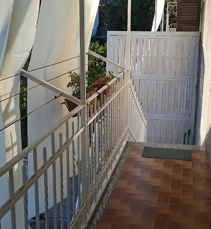 Apartment Il Sole Villino Centro Storico, Giardino, Free Parking, Free Wi-fi Venaria Reale