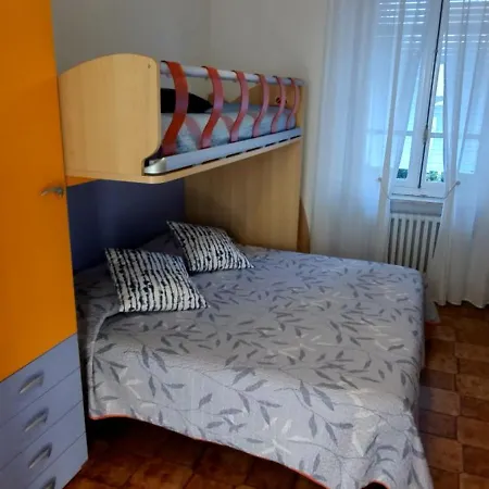 Apartment Il Sole Villino Centro Storico, Giardino, Free Parking, Free Wi-fi Venaria Reale
