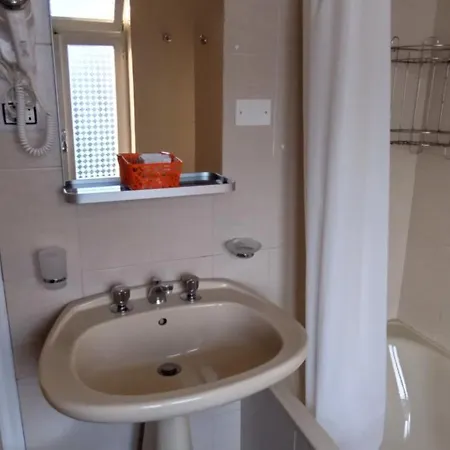Apartment Il Sole Villino Centro Storico, Giardino, Free Parking, Free Wi-fi Venaria Reale
